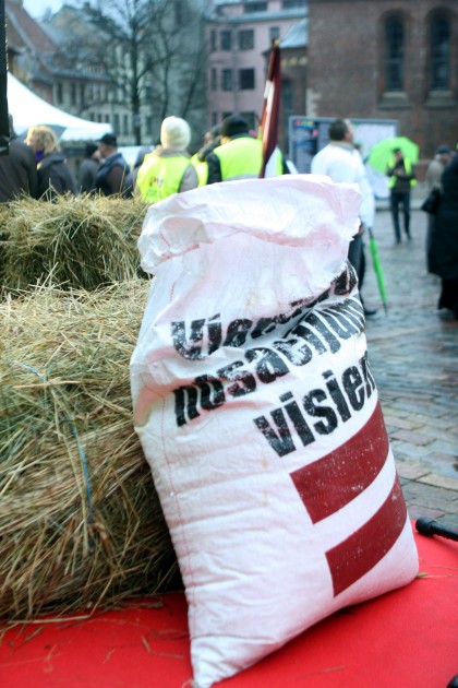 Baltijas lauksaimnieku protesta akcija ar traktoru - 24