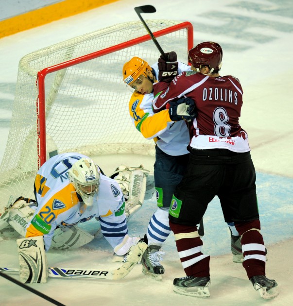 KHL spēle hokejā: Rīgas Dinamo - Atlant - 35