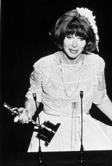Lee Grant, 1976 (Best Actress in a Supporting Role)