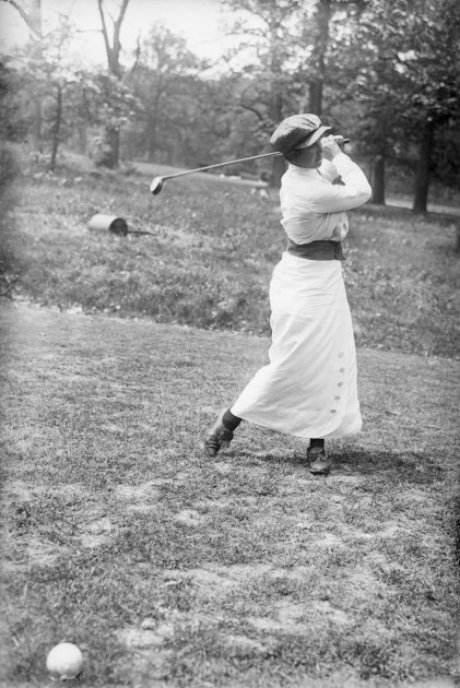 Miss Marion Hollins at Woman's Metropolitan Golf Championship
