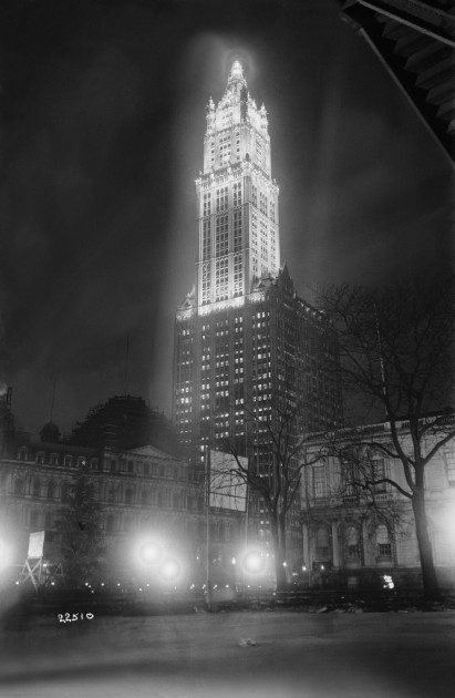 Woolworth Building Tower ablaze with electric lights to welcome in the New Year