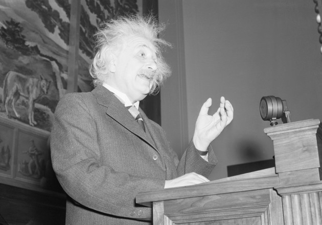 Albert Einstein (5)