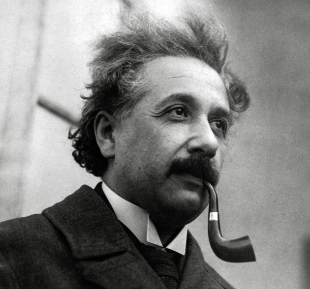 Albert Einstein (9)