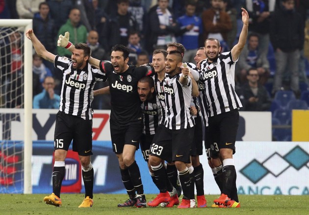 "Juventus"  triumfē Itālijas A sērijas futbola čempionātā - 5