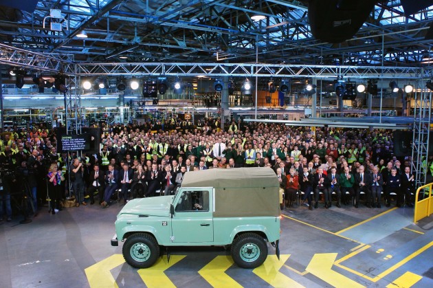 Land Rover Defender - 11