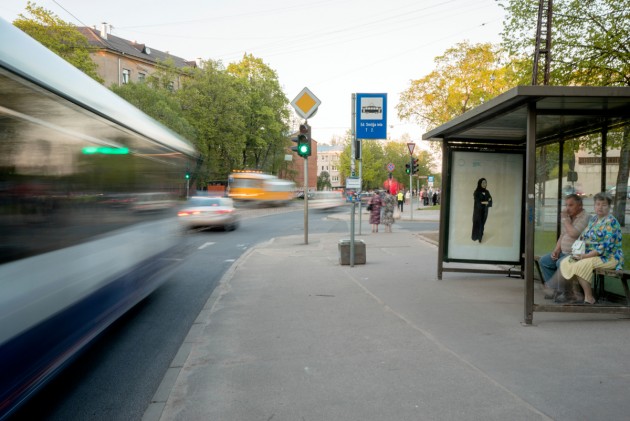 Rīgas fotomēneša izstāde sabiedriskā transporta pieturvietās - 2