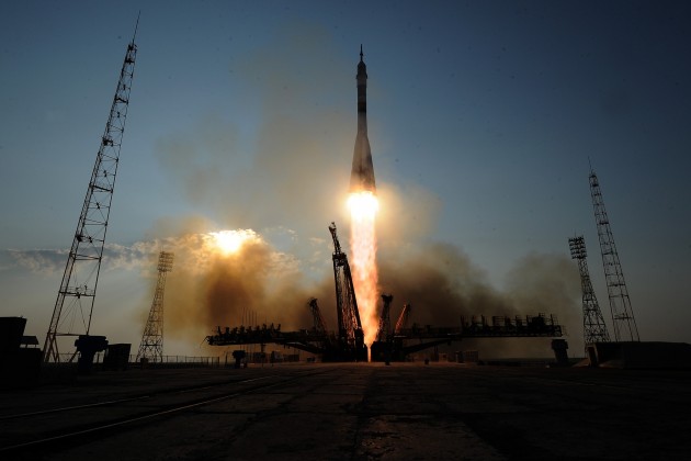 Kosmosa kuģis 'Sojuz' dodas uz SKS - 18