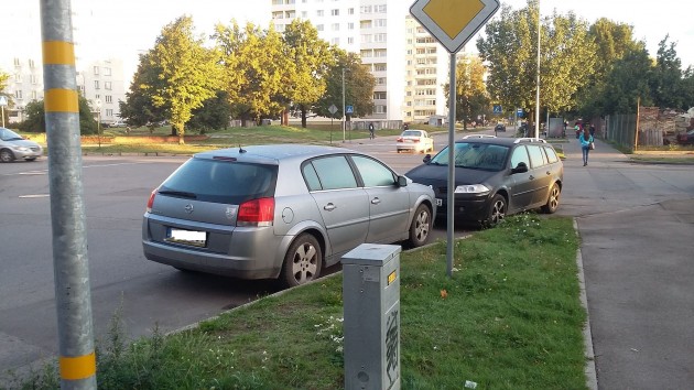 Šoferīšu parkošanās meistardarbi Liepājā - 2