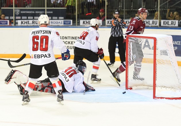 Hokejs, KHL spēle: Rīgas Dinamo - Metallurg Novokuzņecka - 36