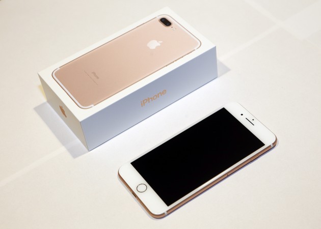 Latvijā uzsāk iPhone 7 pārdošanu - 17