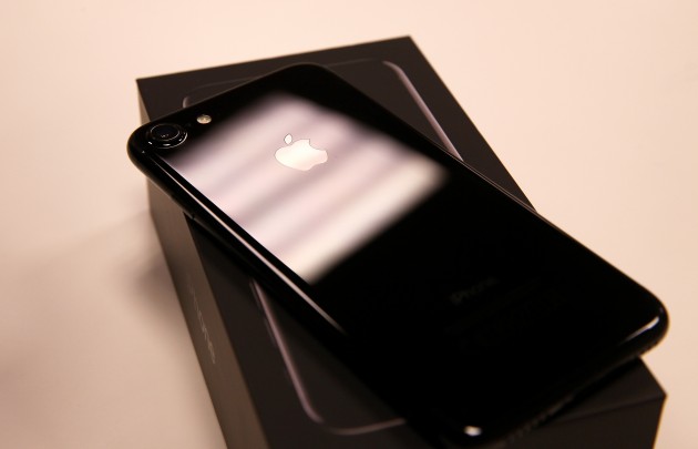 Latvijā uzsāk iPhone 7 pārdošanu - 18
