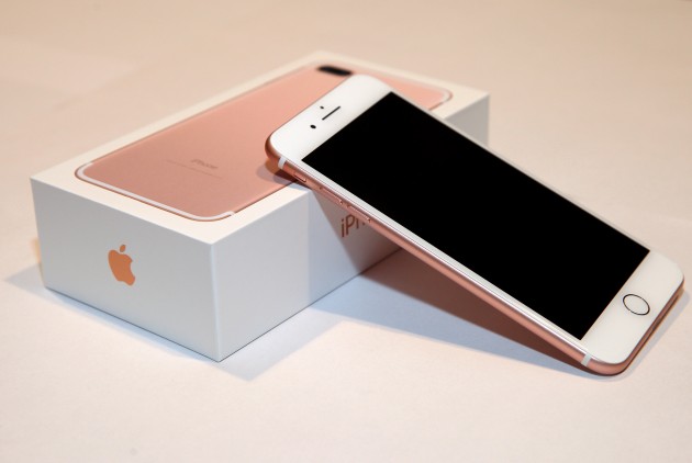 Latvijā uzsāk iPhone 7 pārdošanu - 22