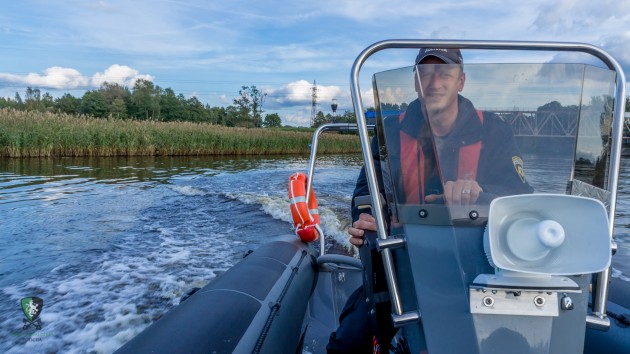 Rīgas pašvaldības policija demonstrē jauno laivu  - 33