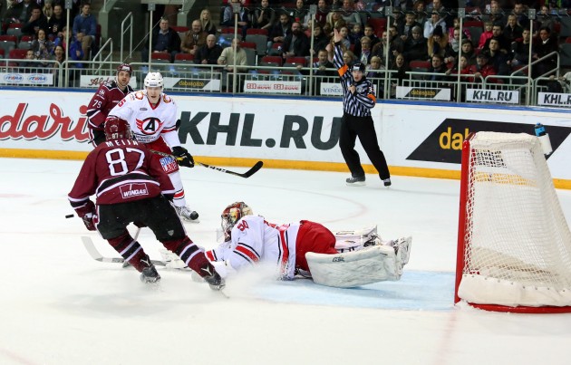 Hokejs, KHL spēle: Rīgas Dinamo -  Avtomobilist - 8