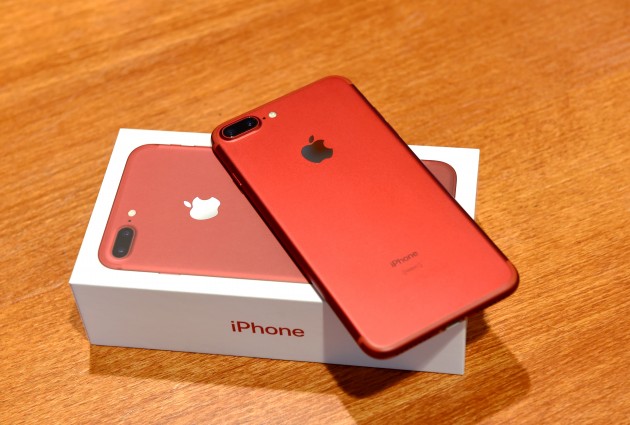 "LMT" uzsāk jaunā iPhone 7 (PRODUCT) RED tirdzniecību - 6