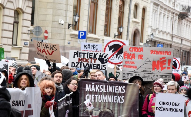 Dzīvnieku tiesību sargi protestā pie Saeimas pieprasīs "cilvēcīgu cirku" - 20