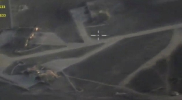 ASV uzlidojumos teju iznīcinātā Sīrijas gaisa spēku bāze - 11
