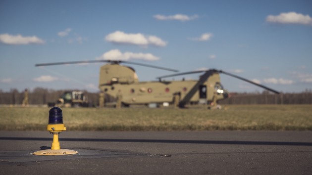 Aviācijas bāzē Lielvārdē ieradās trīs ASV Armijas helikopteri “Chinook” - 25