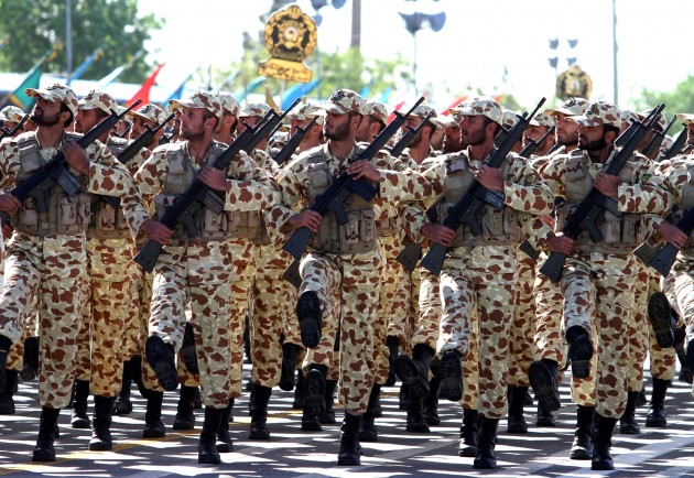 Irānas Nacionālās Armijas dienas parāde - 15