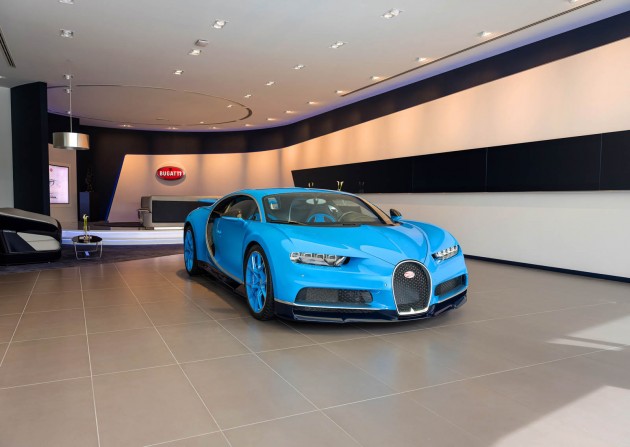 'Bugatti' dīlercentrs Dubaijā - 1