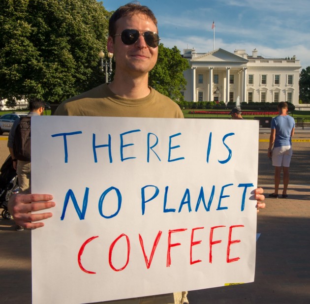 Pasaulē protestē pret ASV izstāšanos no Parīzes klimata līguma - 11