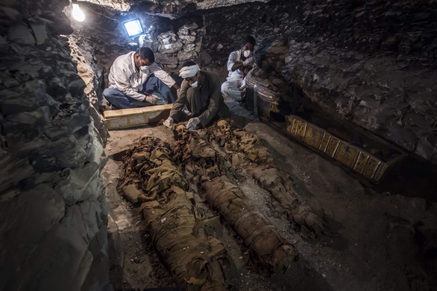 Ēģiptē atrastas zeltkaļa kapenes - 5