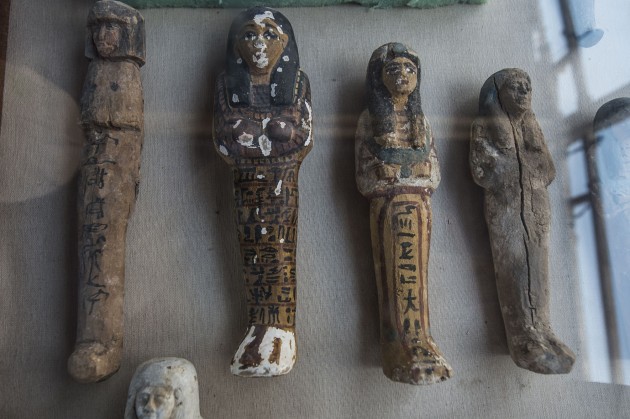 Ēģiptē atrastas zeltkaļa kapenes - 18