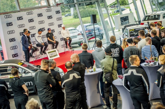 Fani 'Audi' centrā tiekas ar EKS rallijkrosa komandu - 20
