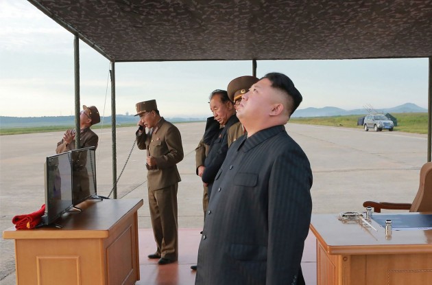 Ziemeļkorejā gavilē par raķetes "Hwasong-12" izmēģinājumu - 14
