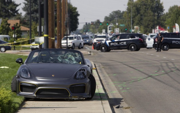 'Porsche' automašīna Boisā ietriecas gājējos - 2
