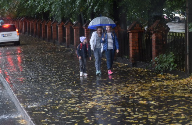 Stiprs lietus Rīgā - 25