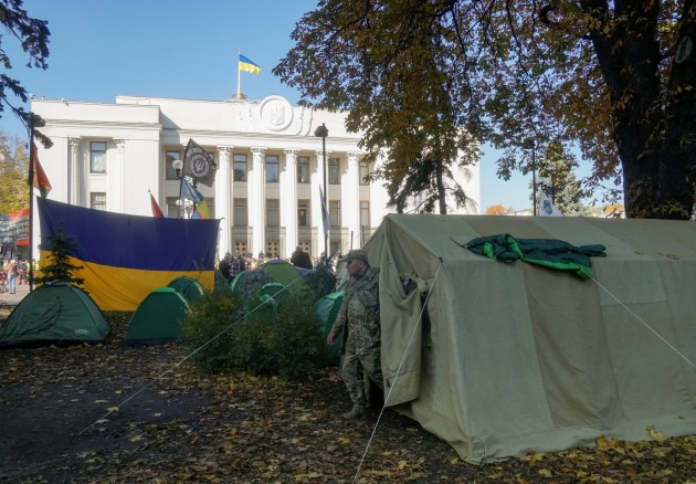 Protestētāji pie parlamenta Kijevā  - 6