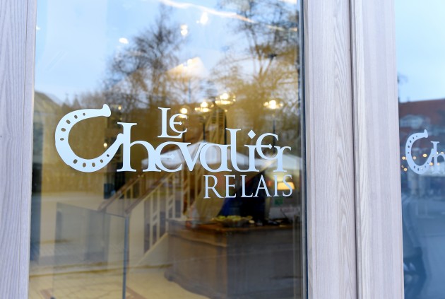 Viesnīcas "Relais le Chevalier" atklāšanai veltīta preses konference - 27