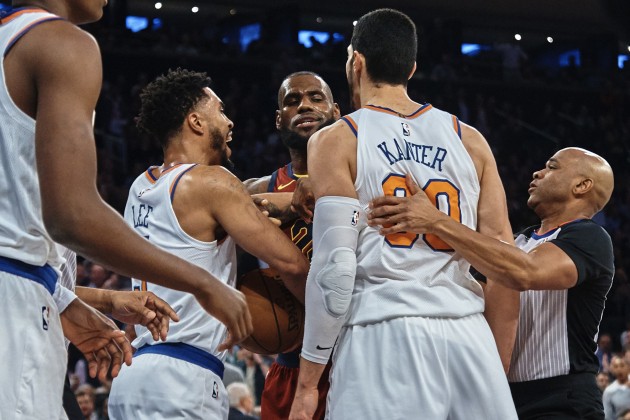 Basketbols, NBA spēle: Knicks - Cavaliers - 8