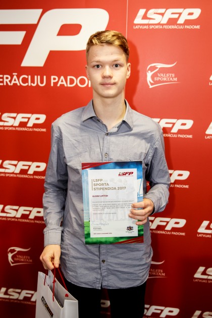 Pasniedz LSFP Sporta stipendijas - 21