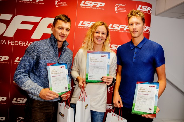 Pasniedz LSFP Sporta stipendijas - 38