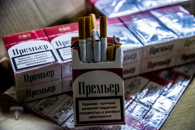 Atsavināta Valsts policijas vēsturē viena no lielākajām nelegālo cigarešu kravām - 3