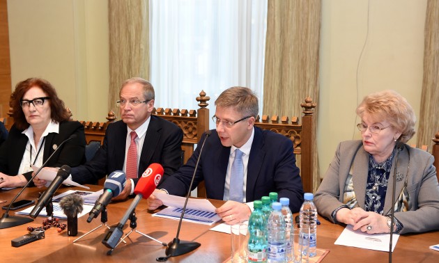 Rīgas domes vadība iepazīstina ar pašvaldības nākamā gada budžeta projektu - 2