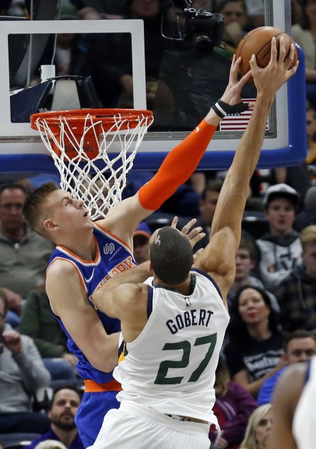 Basketbols, NBA:  Ņujorkas "Knicks" pret Jūtas "Jazz"  - 9