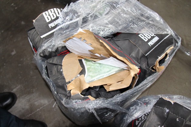 VID Muitas policijas pārvalde aiztur vairāk nekā 60 kilogramus kokaīna - 11
