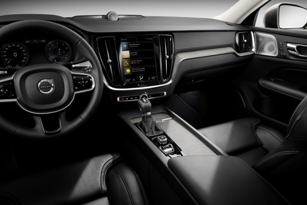 223521_New Volvo V60 interior