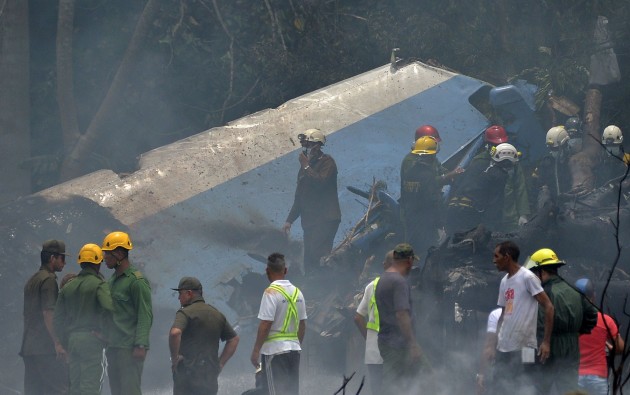 Kubā avarējusi lidmašīna ar 104 pasažieriem; trīs izdzīvojušie - 8