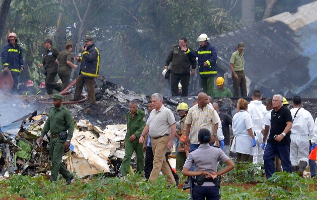 Kubā avarējusi lidmašīna ar 104 pasažieriem; trīs izdzīvojušie - 11