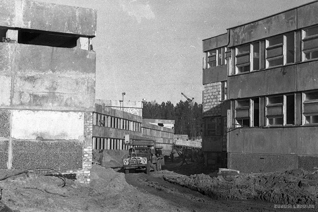 Bērnu klīniskās slimnīcas "Gaiļezers" būve 1980.gada novembrī - 7