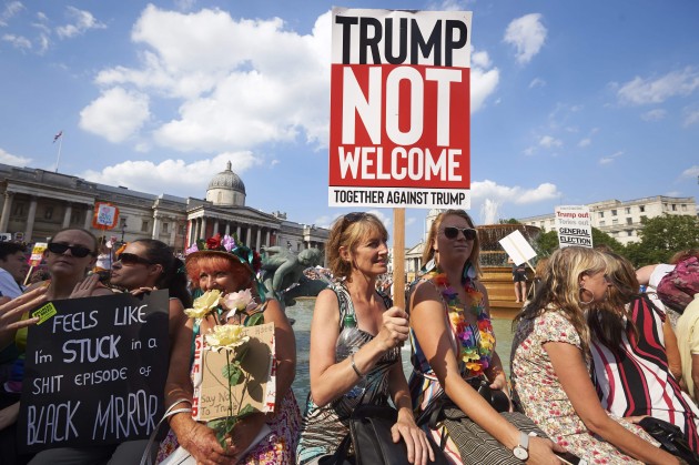 Londonas ielās pret Trampa vizīti protestē 250 tūkstoši - 3