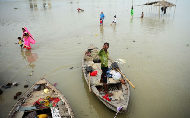 Indijā musonu lietusgāzēs vismaz 58 bojāgājušie - 1