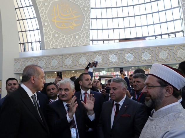 Erdogans atklāj mošeju Ķelnē - 3