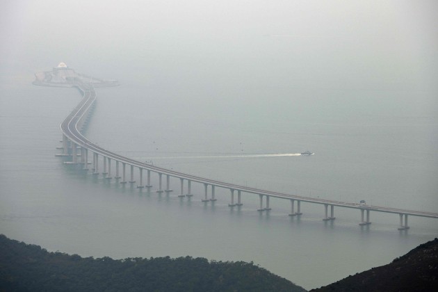 Ķīnā atklāj garāko jūras tiltu pasaulē  - 10