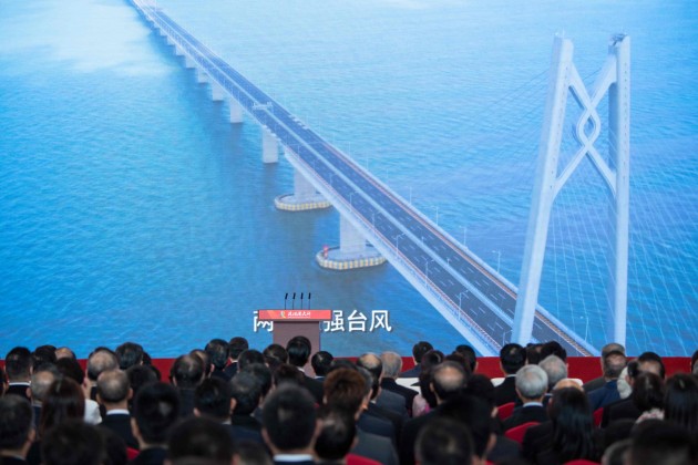 Ķīnā atklāj garāko jūras tiltu pasaulē  - 12