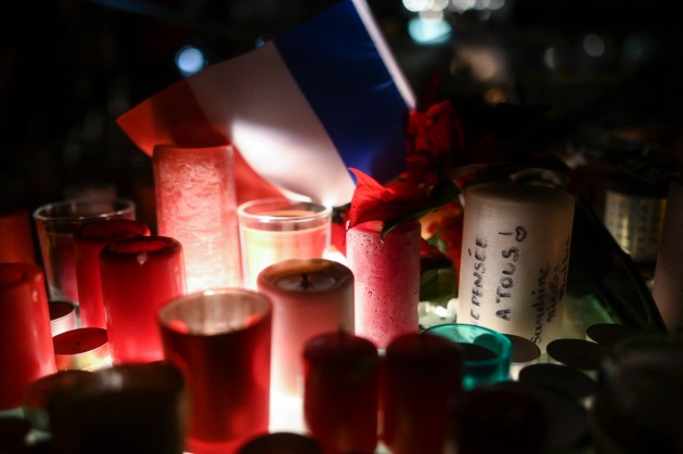 Iedzīvotāji Strasbūrā atvadās no apšaudē bojāgājušajiem - 7